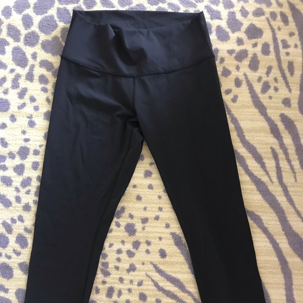 Lululemon Wunder Under Black size 10